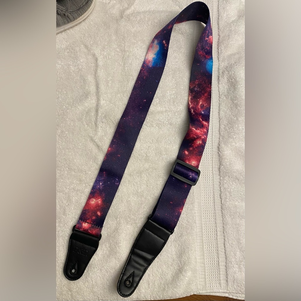 Guitar strap